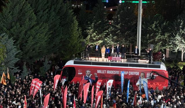 CHP’de mutlak butlan nöbeti sürüyor: Özel’den sandık çağrısı!
