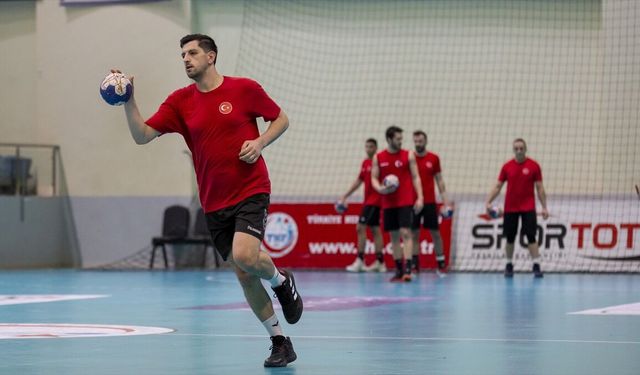 A Milli Erkek Hentbol Takımı, 2027 Dünya Şampiyonası'na Özel Davetle Gidecek