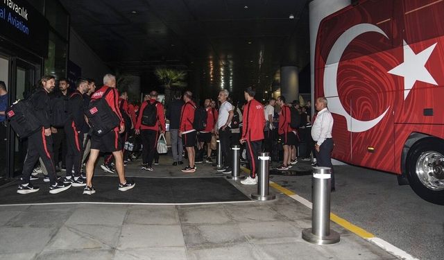 Dünya Kupası'ndan Elenen Takım Yurda Döndü