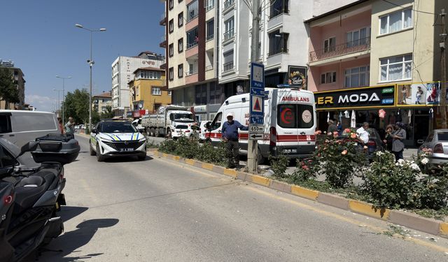 Kayseri'de devrilen motosikletin sürücüsü yaralandı