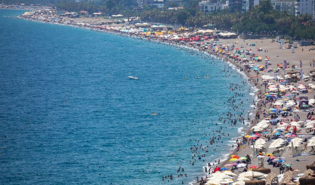 Antalya  bu yıl 3 milyonu aşkın turisti ağırladı