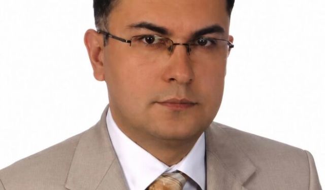 Cumhuriyet savcısı, duruşma salonunda yere yığıldı