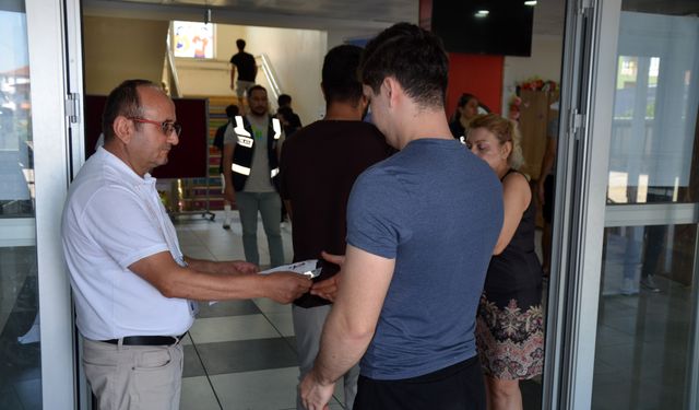Görevlilerin uyarısıyla sınava yetişebildi