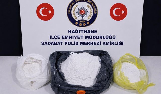 Kağıthane'de Uyuşturucu Baskınında Şaşırtan Savunma: 'Peçeteye Sarıp Yutuyoruz'