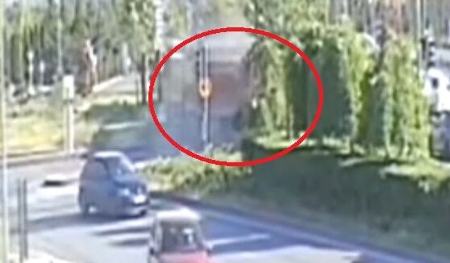 Kayseri'de kamyon ile tramvay çarpıştı: 5 yaralı