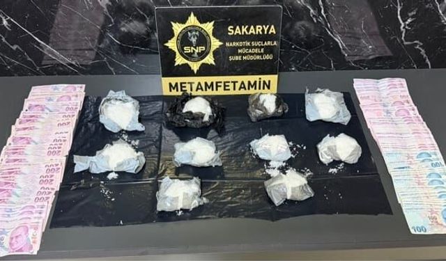 Sakarya'da uyuşturucu operasyonu: 3 gözaltı