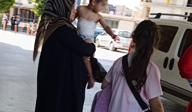 Üzerine çay dökülen küçük Alparslan yaralandı