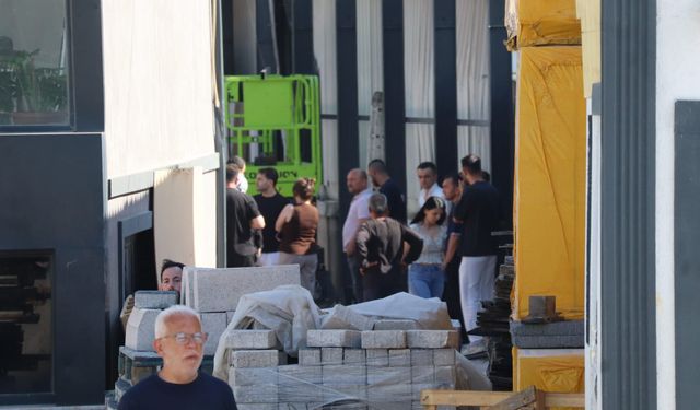 Yük asansörünün halatı koptunca 6 işçi yaralandı