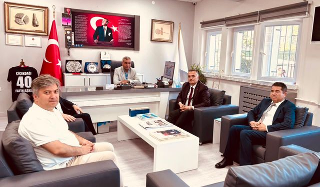 Eğitimde ortak hedef: Paydaşlar Hacı Ömer Tarman Anadolu Lisesi’nde buluştu