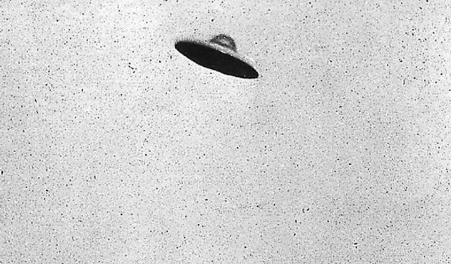 UFO'nun Ortaya Çıkışı: Kenneth Arnold Vakası