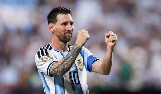 Messi'den Rekorlu Hat-trick! Arjantin'den 3-0'lık Galibiyet!