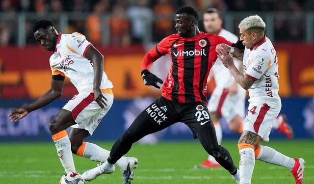 Gençlerbirliği'nde M'Baye Niang ile Yollar Ayrıldı