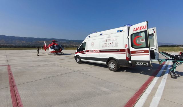 14 yaşındaki hasta için ambulans helikopter devreye girdi