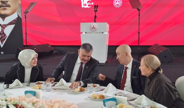 "15 Temmuz, milletimizin hafızasına şanla ve şerefle yazılmış bir tarihtir"
