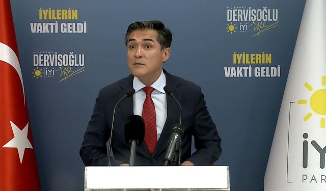 Buğra Kavuncu: Önce Cumhuriyet fikriyle, Atatürk'le ve Kurtuluş Savaşı'yla barışın