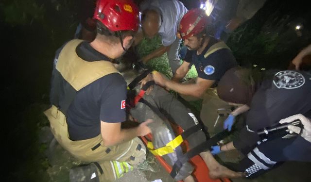 Bursa'da Gece Yarısı Traktör Faciası: Sürücü Ağır Yaralı