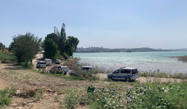 Çocuğunun terliğini almak için girdiği baraj gölünde öldü