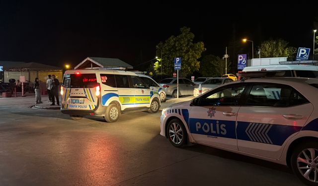 Eskişehir'de İhtara Uymayıp Kaçan Motosikletli, Bekçiye Çarptı