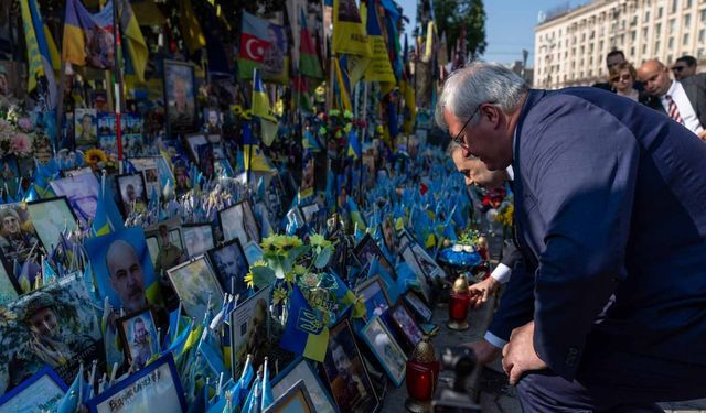 Hakan Fidan, Kiev'de Anma Törenine Katıldı