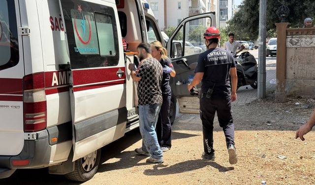 İnşaat halindeki binada çukura düşen vatandaşı itfaiye kurtardı