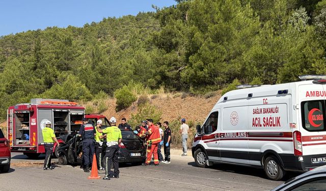 Muğla'da otomobil kazası can aldı