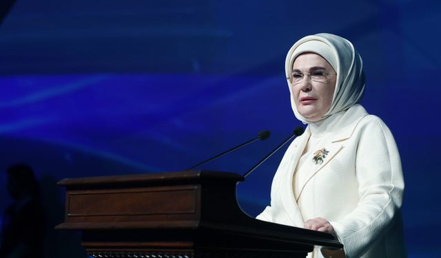 NATO Zirvesi katılan liderin eşlerini ağırlayacak