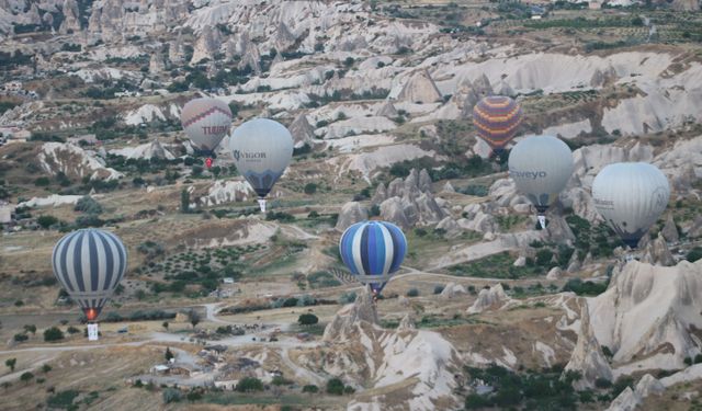Sıcak hava balonları, 15 Temmuz için havalandı