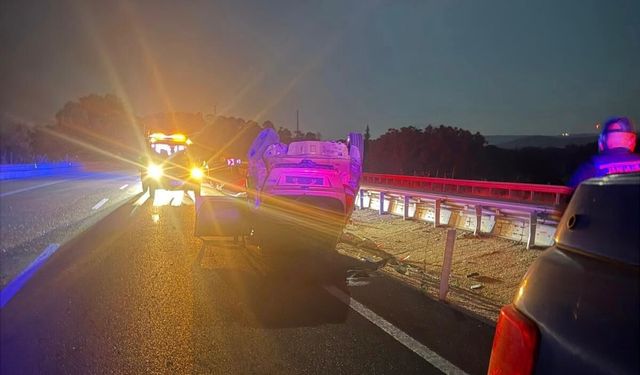 Takla atan otomobildeki sürücü öldü
