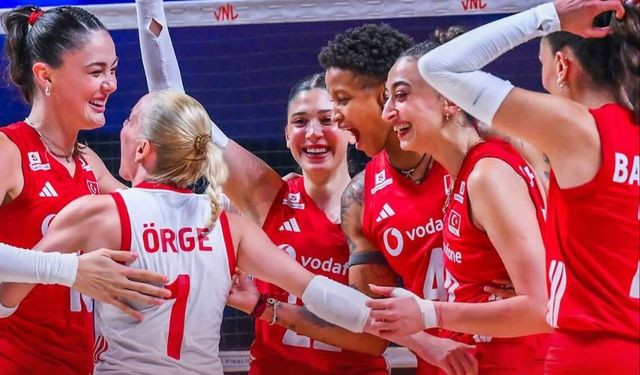 Brezilya’yı deviren Filenin Sultanları VNL şampiyonu!