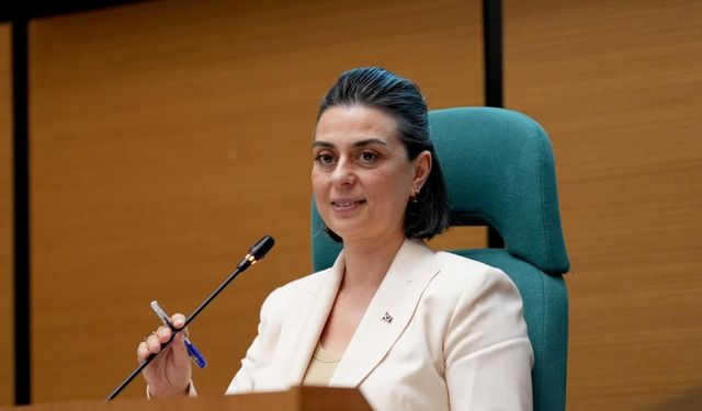 Üsküdar Belediye Başkanı Sinem Dedetaş tutuklandı!