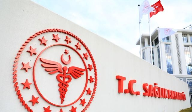 Ambulans ekiplerinin acil müdahale protokolleri yenilendi