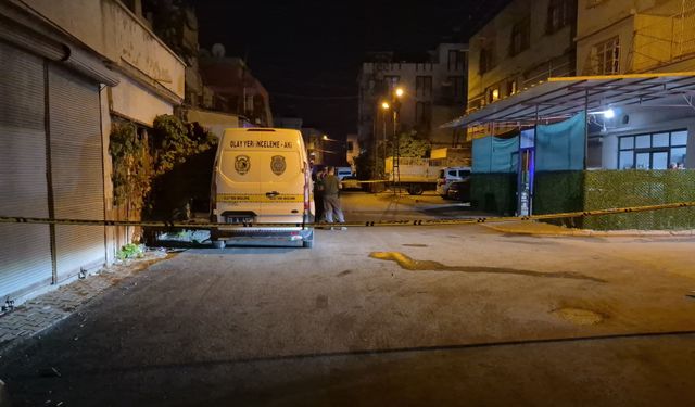 Adana'da Kahvehaneye Silahlı Saldırı