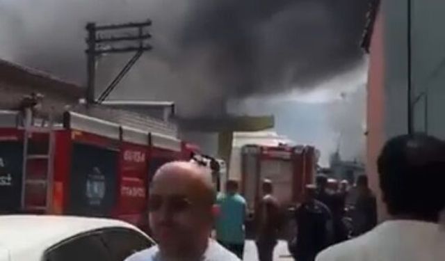 Bursa’da mobilya imalathanesinde korkutan yangın