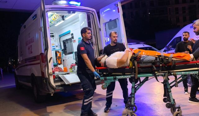Bursa'da motosiklet ve otomobil çarpıştı