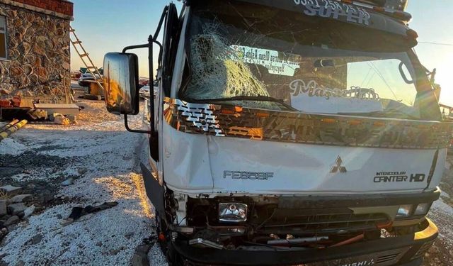 Diyarbakır'da feci kaza: 1 ölü, 1 yaralı