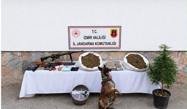 İzmir'deki uyuşturucu operasyonuna 7 gözaltı
