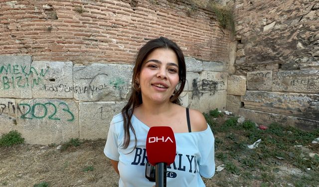 İznik surları sprey boyalarla kirletildi