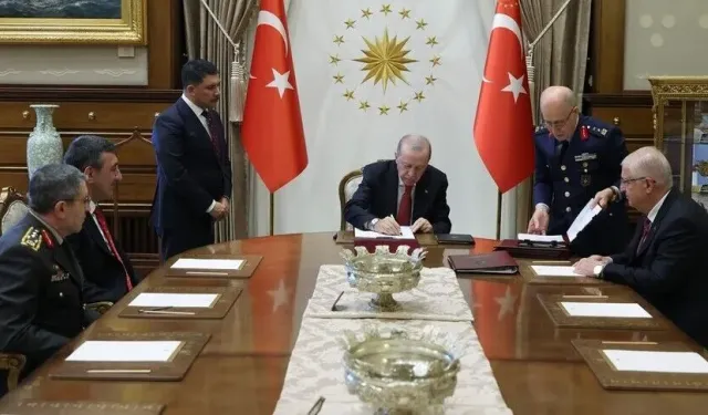 Yüksek Askeri Şura Kararları Resmi Gazete'de Yayımlandı