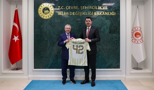 Bakan Kurum, Fenerbahçe Spor Kulübü Başkanı Aziz Yıldırım'ı kabul etti