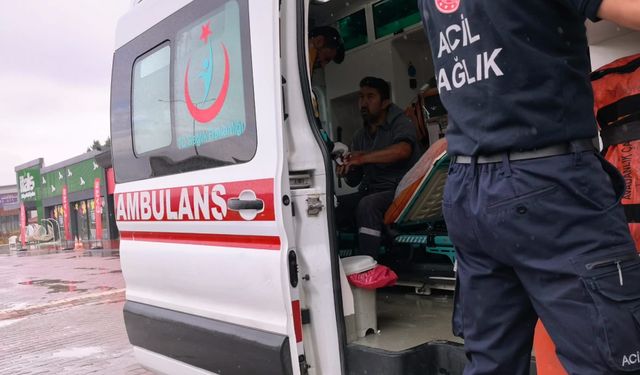 Bursa'da yağış nedeniyle tanker devrildi