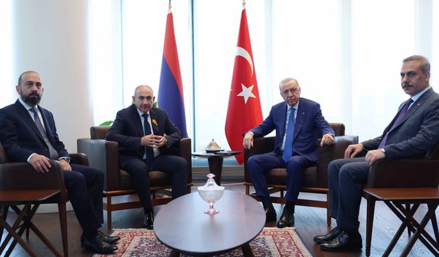 Cumhurbaşkanı Erdoğan, Ermenistan Başbakanı Paşinyan ile Ne Görüştü?