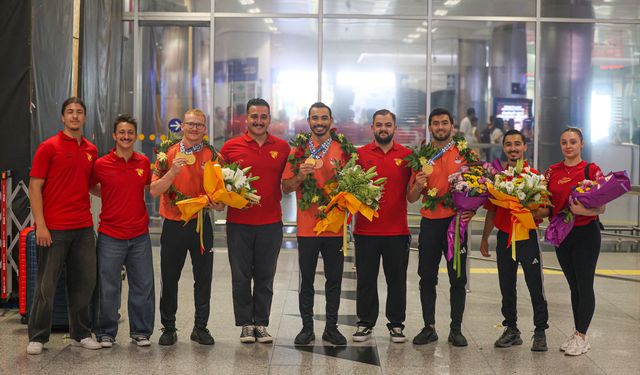 İzmirli cimnastikçiler Akdeniz Oyunları'ndan madalyalarla döndü