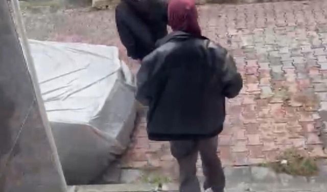 Kağıthane'de kapıları zorlayan hırsızlar ev sahibine yakalandı