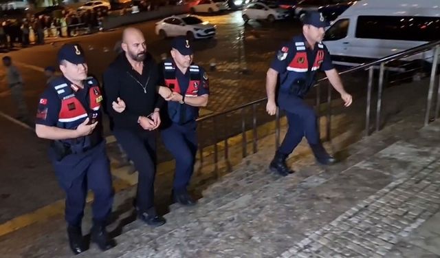 Kırıkkale'de Yahşihan Belediyesi'ne yolsuzluk operasyonu: 35 kişi adliyede!