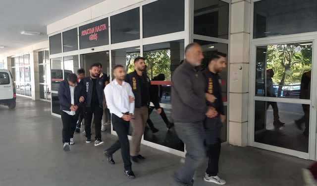 Manisa merkezli 12 ilde yatırım ve fon dolandırıcılığı yapan çeteye operasyon