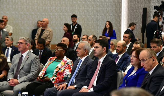 'Okyanuslarımızın Geleceği Devasa Bir Risk Altındadır'