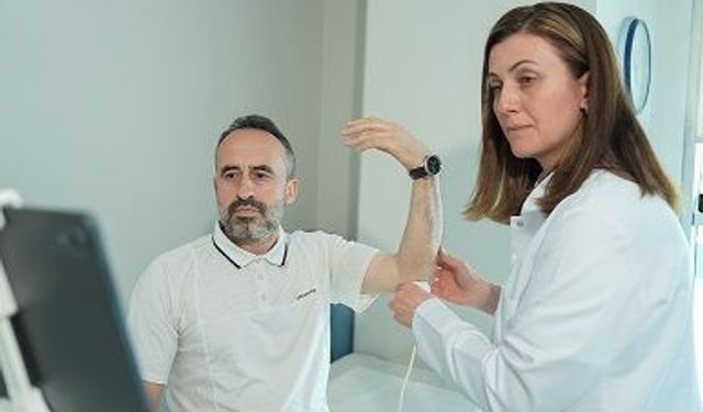 Sol kolundaki ağrıyı kireçlenme sandı