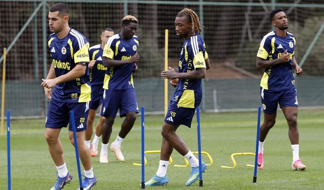 Fenerbahçe’de 4 Futbolcu Kulübeye! Eyüpspor Maçında İlk 11 Değişiyor