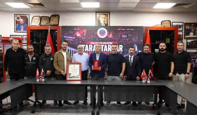 Gençlerbirliği Taraftarlar Derneği’nden Yönetime Ziyaret