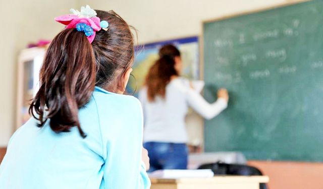 4 öğretmen değişen okulda veliler tepkili